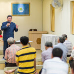 曾老师主持佛曲练唱